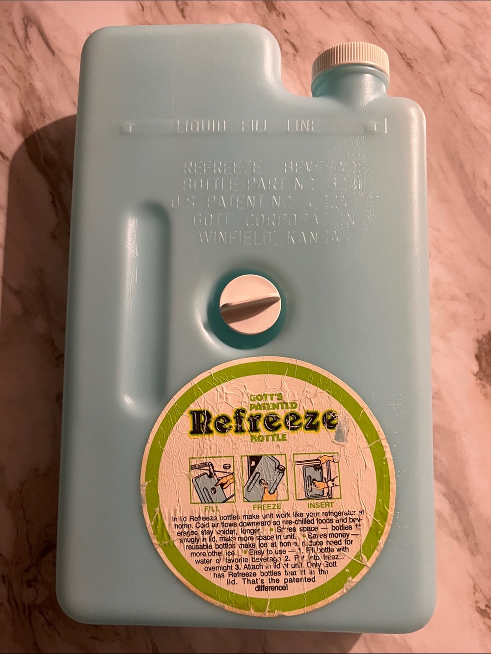 Vtg Gott Refreeze Bottle 8280